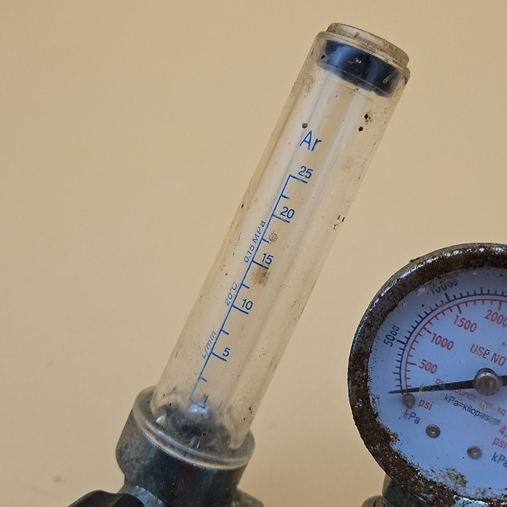 Vintage Argon Regulator Gauge Model WSAr-731L Untested As Is - Picture 6 of 7